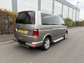 Used Volkswagen Transporter Shuttle 2018 for sale - 76077527: Photo