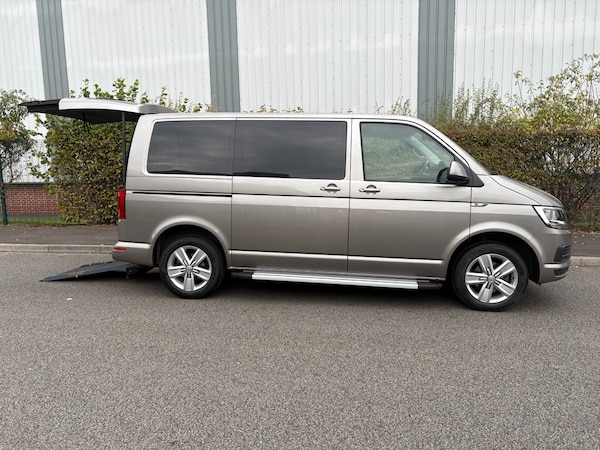 Used Volkswagen Transporter Shuttle 2018 for sale - 76077527: Photo 6