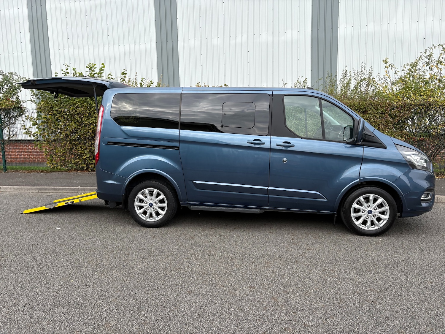 Used Ford Tourneo Custom 2021 for sale - 76092269: Photo 2