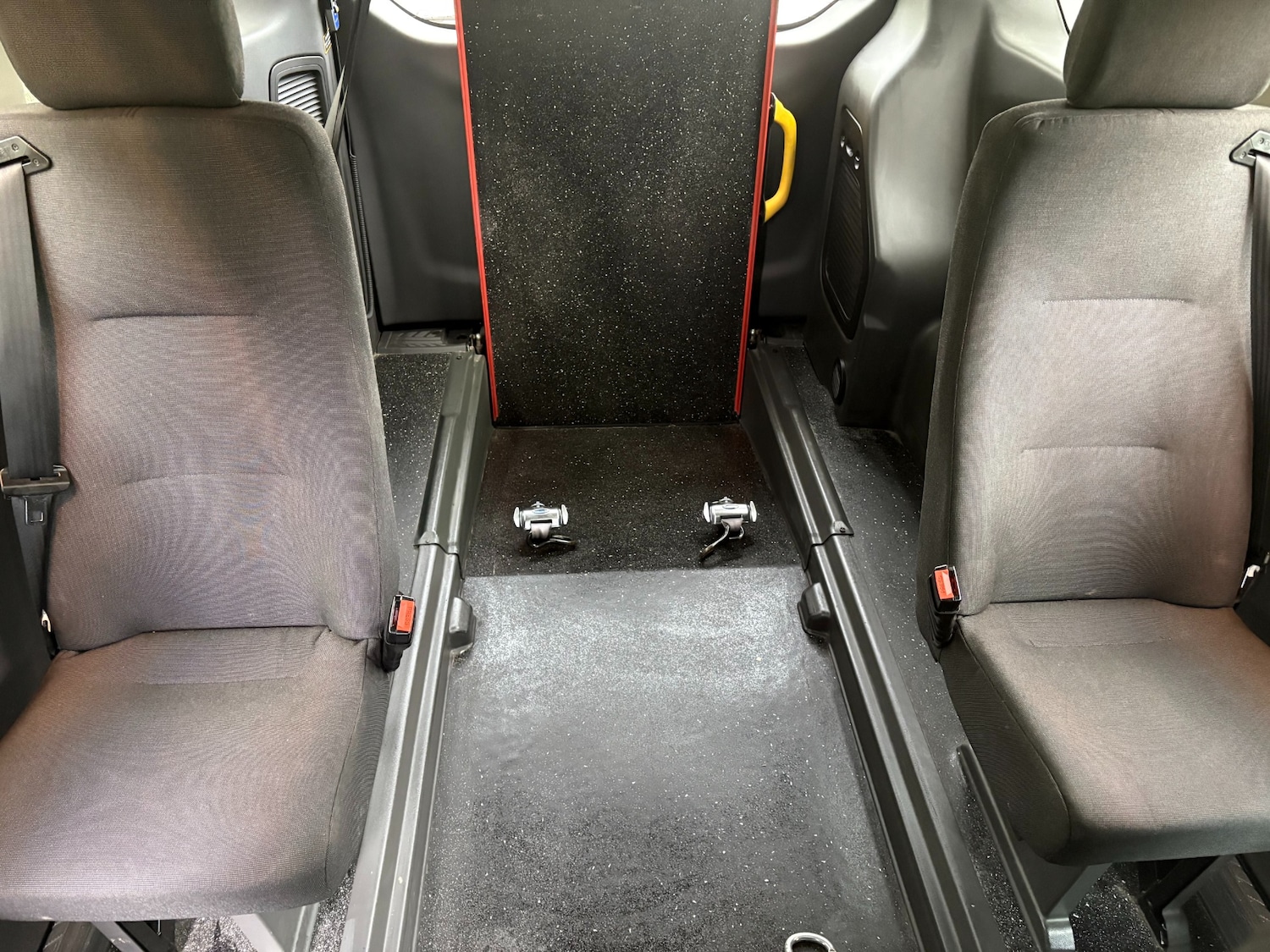 Used Ford Tourneo Custom 2017 for sale - 76330996: Photo 10