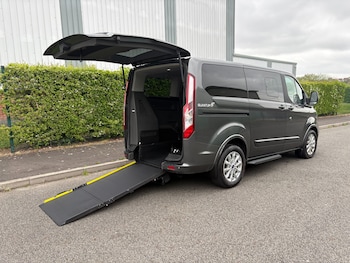 Used Ford Tourneo Custom 2019 for sale - 78432497: Photo