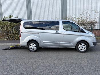 Used Ford Tourneo Custom 2019 for sale - 76369415: Photo