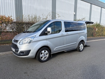 Used Ford Tourneo Custom 2019 for sale - 76369415: Photo