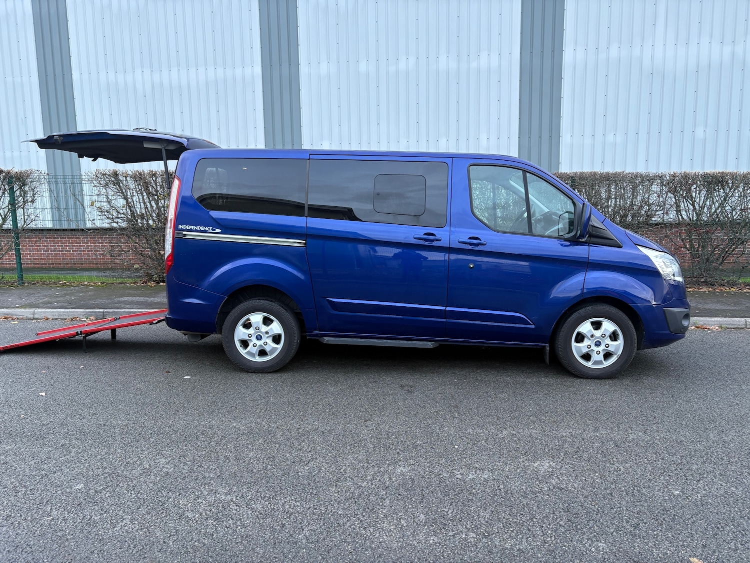 Used Ford Tourneo Custom 2018 for sale - 76252334: Photo 2