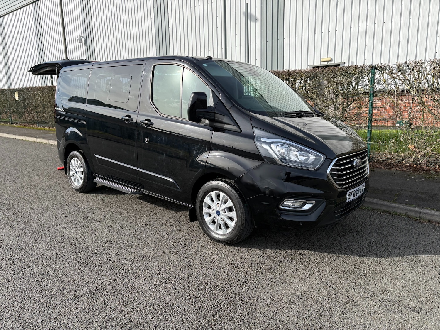 Used Ford Tourneo Custom 2020 for sale - 76413357: Photo 3