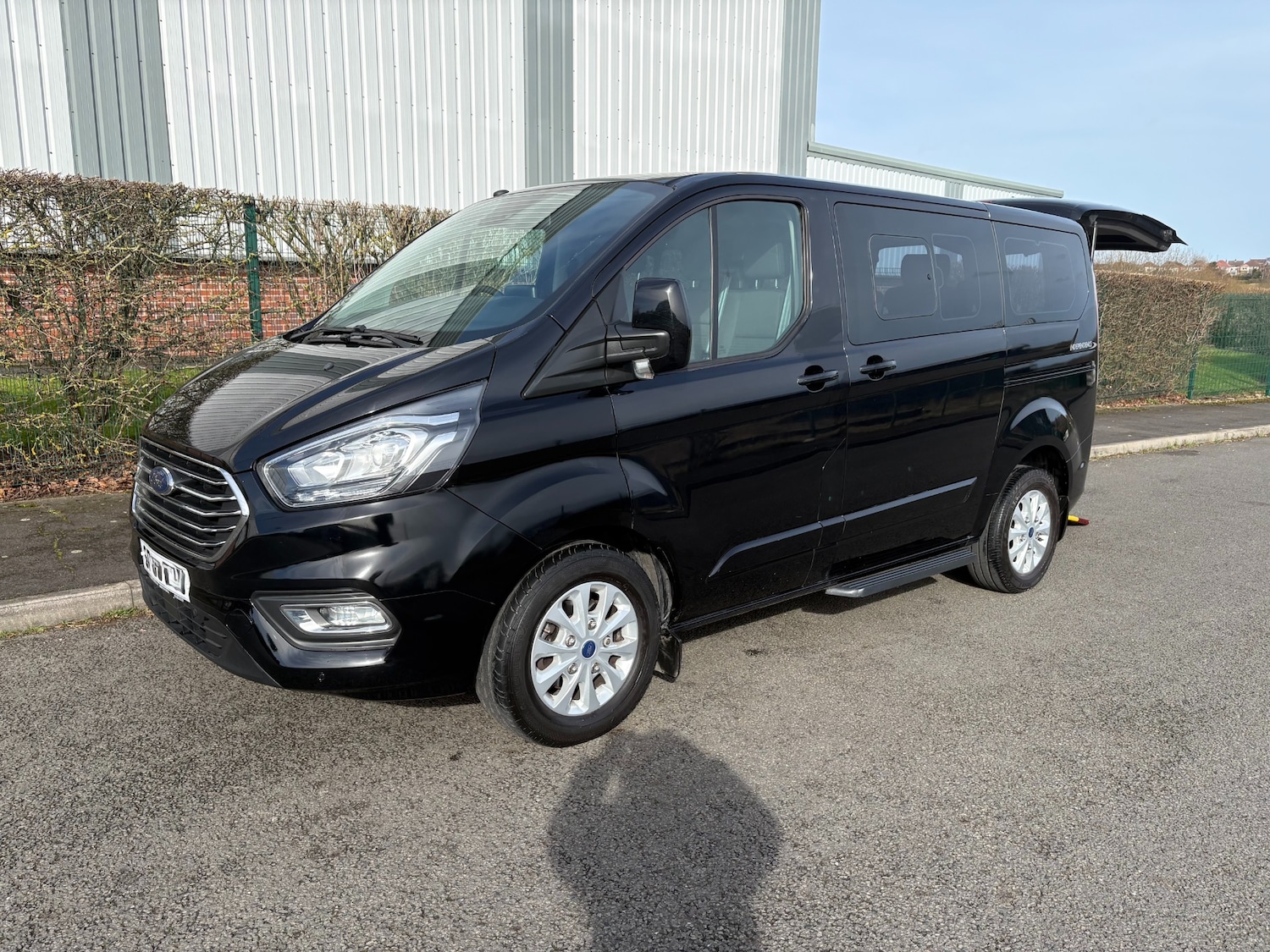 Used Ford Tourneo Custom 2020 for sale - 76413357: Photo 4