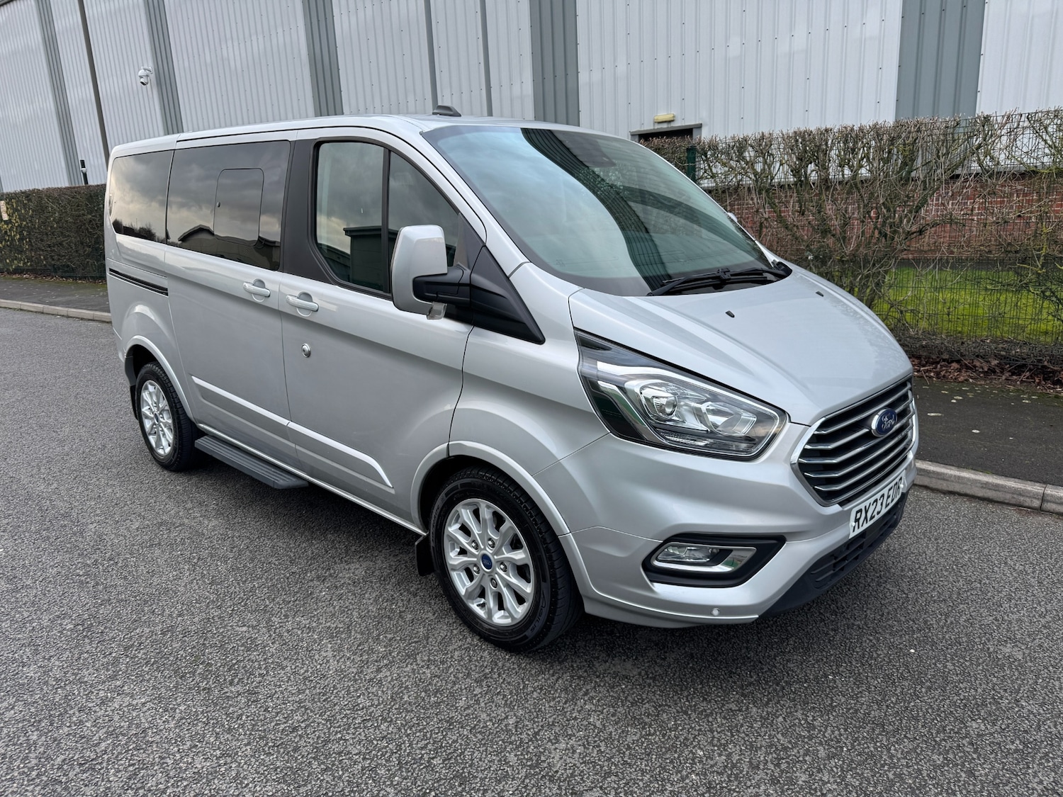 Used Ford Tourneo Custom 2023 for sale - 77548665: Photo 2