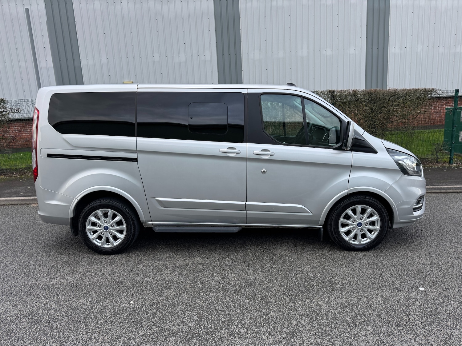 Used Ford Tourneo Custom 2023 for sale - 77548665: Photo 3