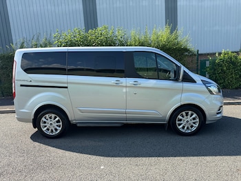 Used Ford Tourneo Custom 2019 for sale - 79021330: Photo