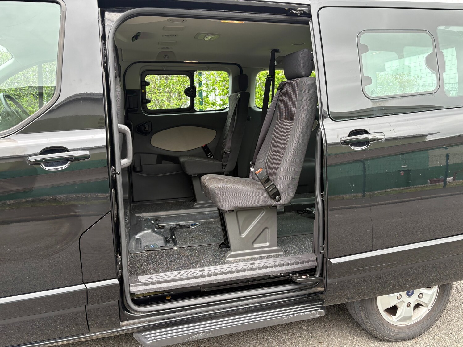 Used Ford Tourneo Custom 2017 for sale - 77947112: Photo 8