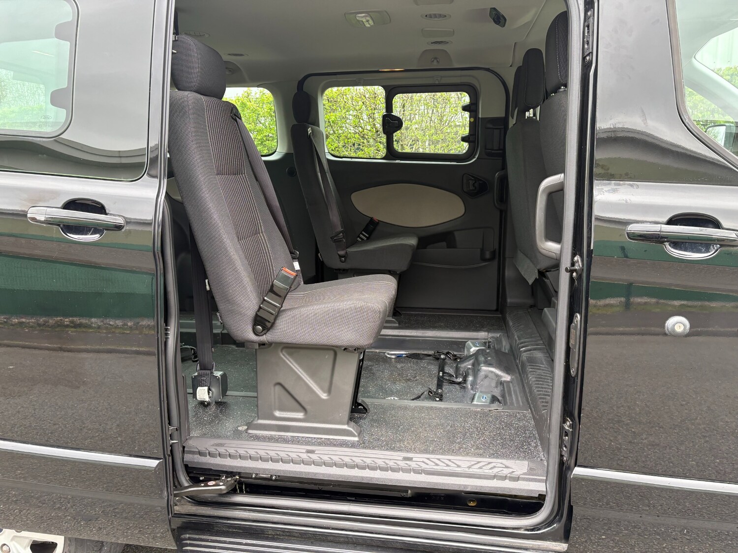 Used Ford Tourneo Custom 2017 for sale - 77947112: Photo 9