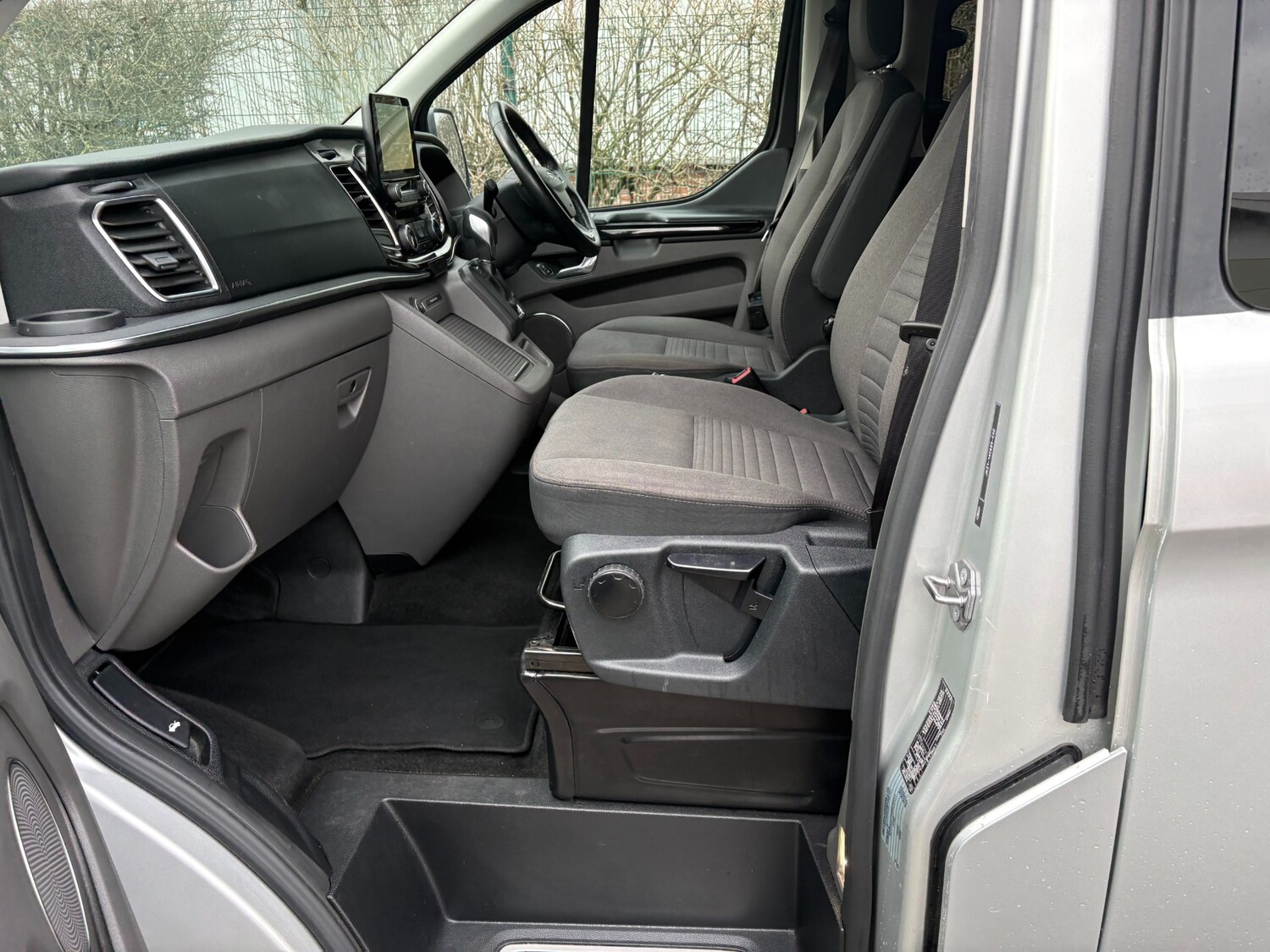 Used Ford Tourneo Custom 2020 for sale - 77607840: Photo 13