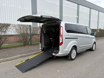 Ford Tourneo Custom feature image