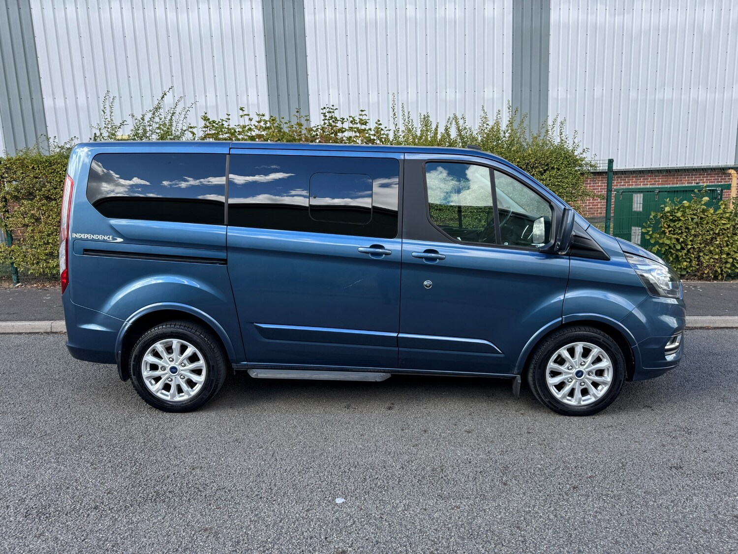 Used Ford Tourneo Custom 2020 for sale - 76098065: Photo 4