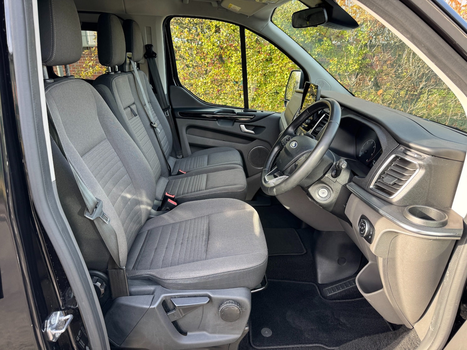 Used Ford Tourneo Custom 2024 for sale - 76406079: Photo 11