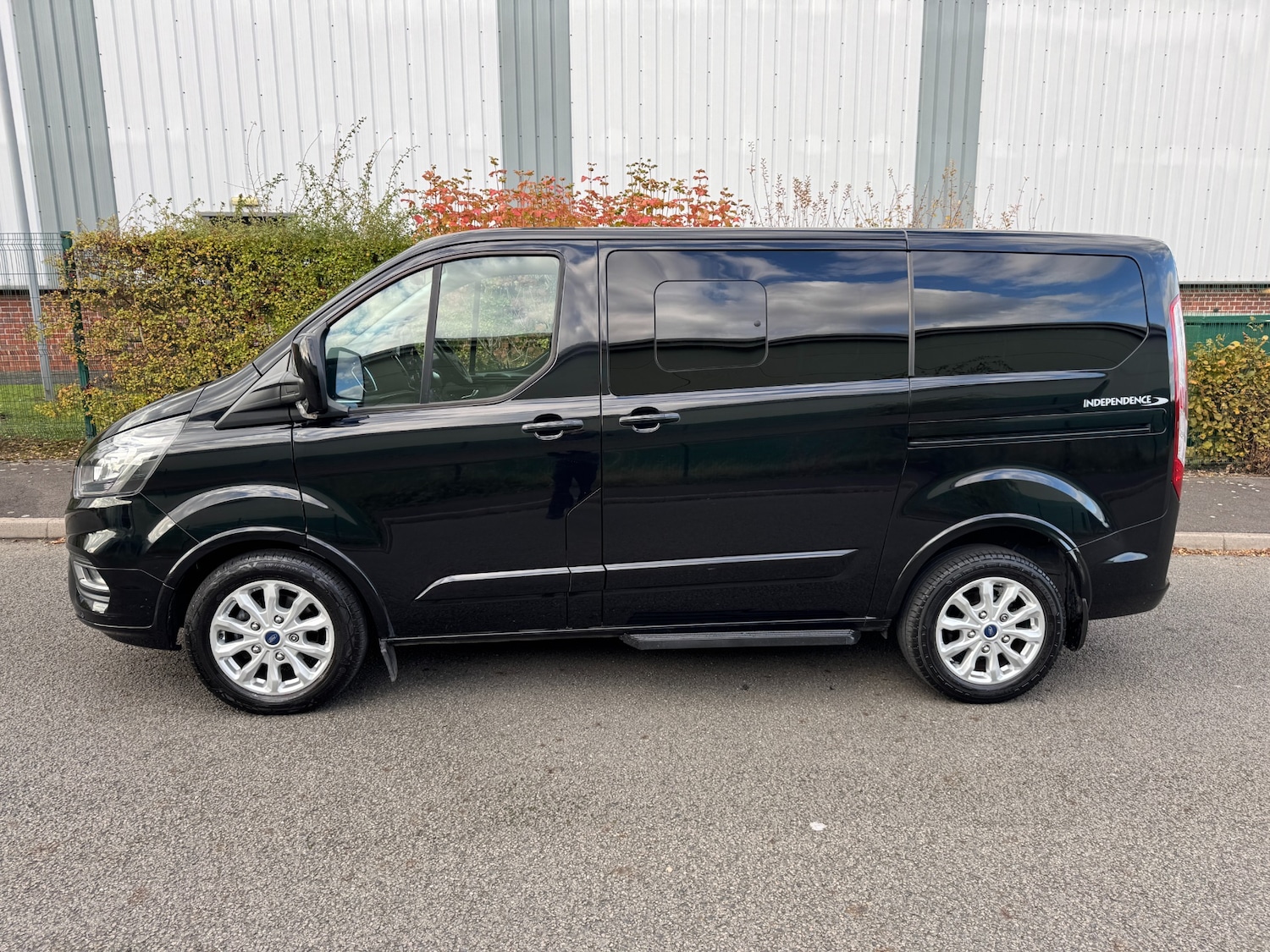 Used Ford Tourneo Custom 2020 for sale - 76332413: Photo 13