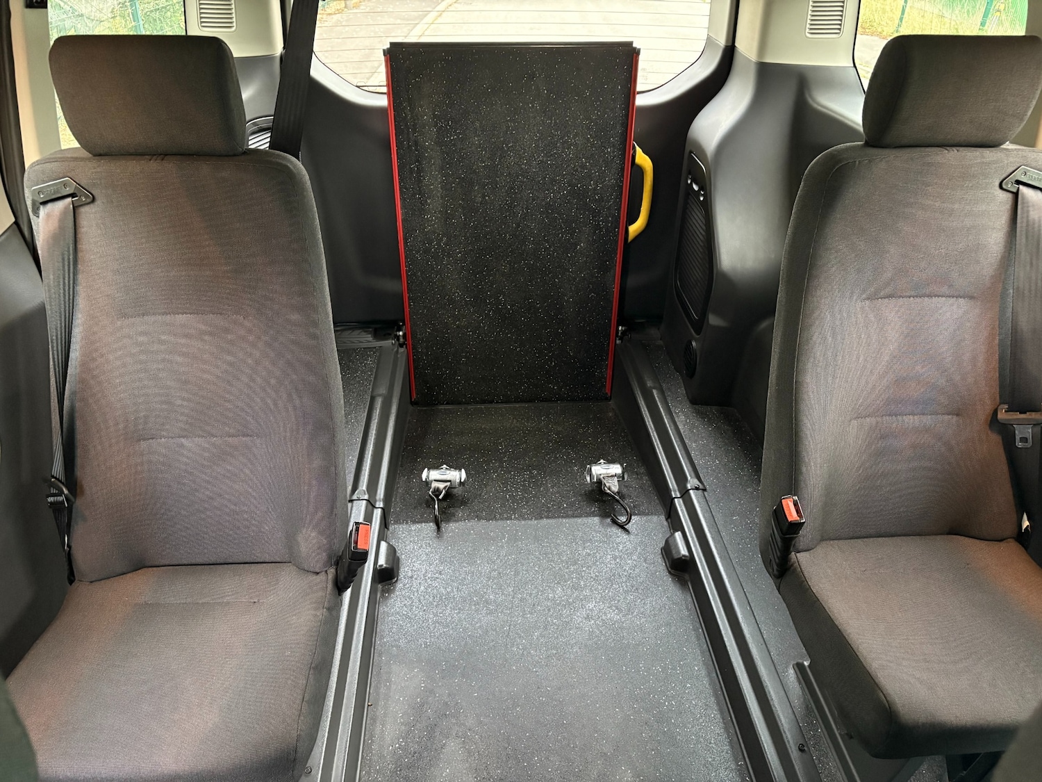 Used Ford Tourneo Custom 2018 for sale - 76096530: Photo 9