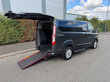 Ford - Tourneo Custom