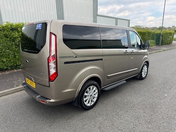 Used Ford Tourneo Custom 2019 for sale - 78389906: Photo