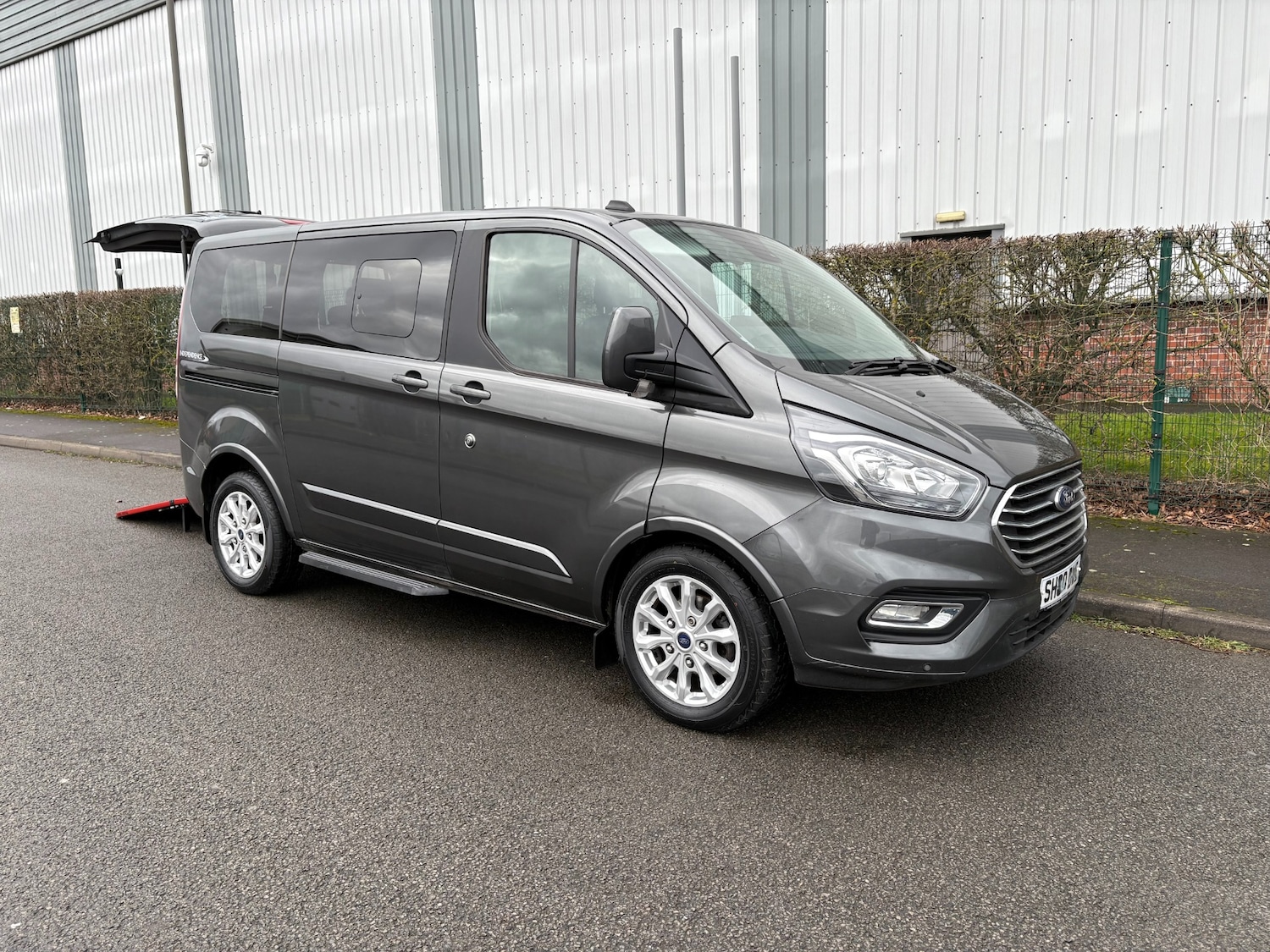 Used Ford Tourneo Custom 2019 for sale - 77829602: Photo 3