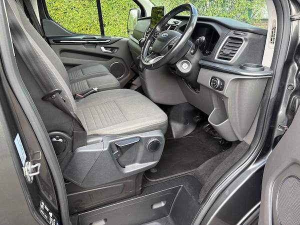 Used Ford Tourneo Custom 2018 for sale - 74930267: Photo 12