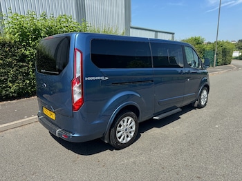 Used Ford Tourneo Custom 2020 for sale - 78938374: Photo