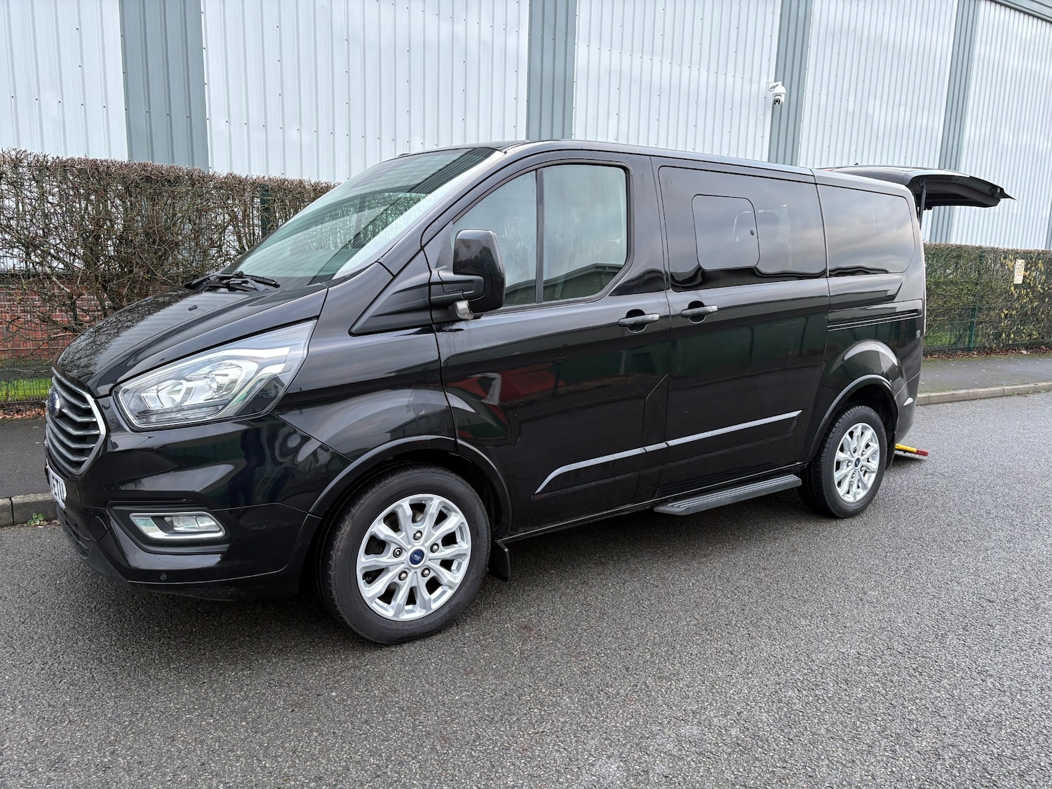 Used Ford Tourneo Custom 2020 for sale - 77438498: Photo 4