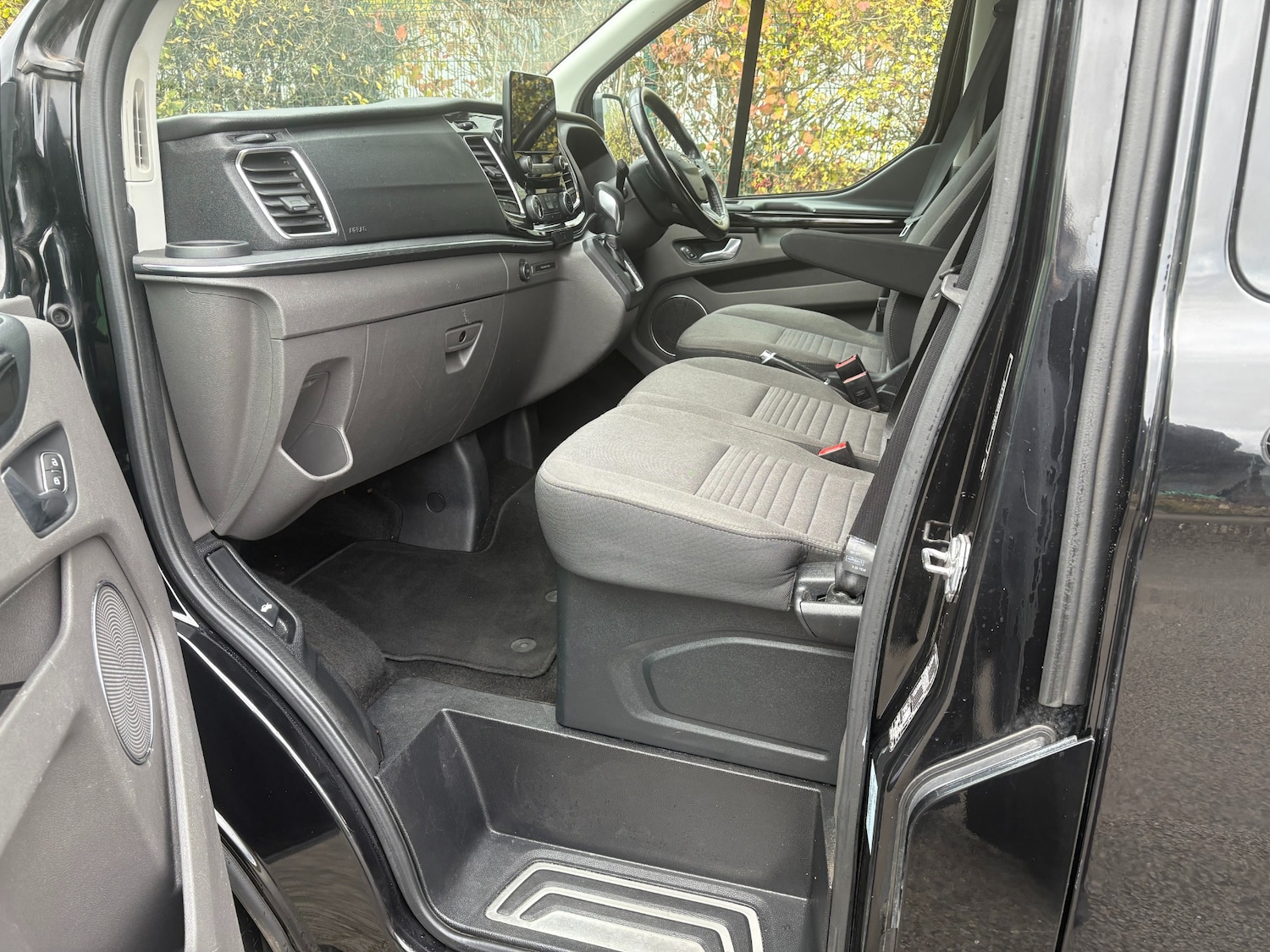 Used Ford Tourneo Custom 2020 for sale - 76366779: Photo 11