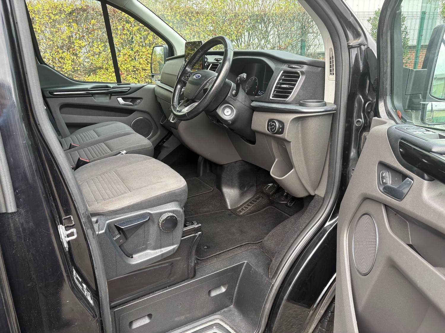 Used Ford Tourneo Custom 2020 for sale - 76366779: Photo 12