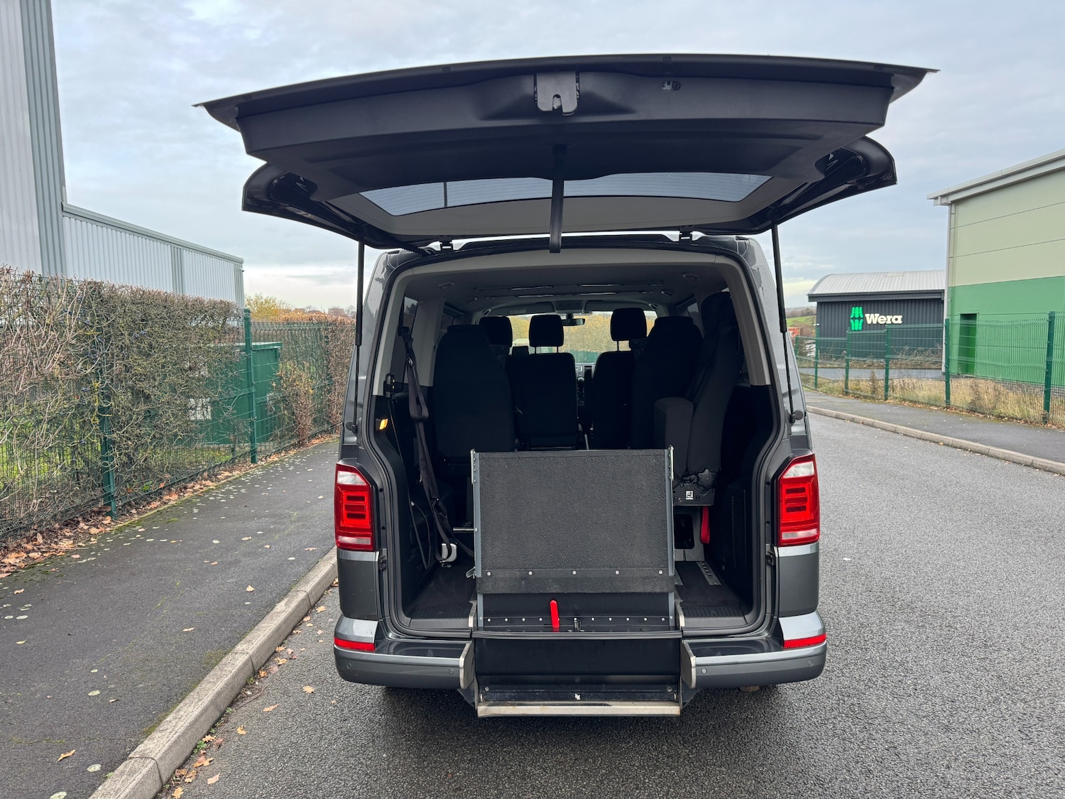 Used Volkswagen Transporter Shuttle 2019 for sale - 76863683: Photo 6