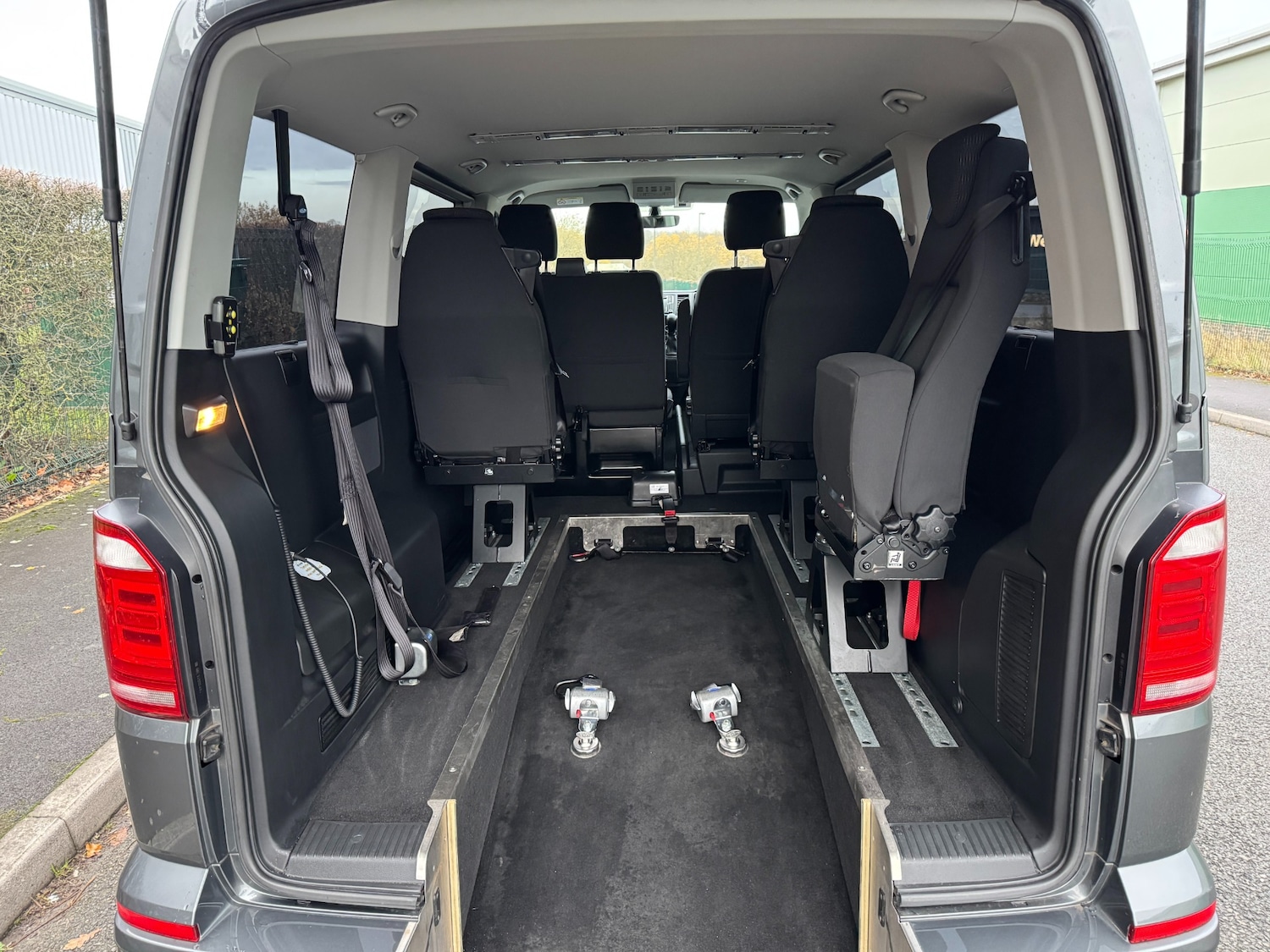 Used Volkswagen Transporter Shuttle 2019 for sale - 76863683: Photo 8