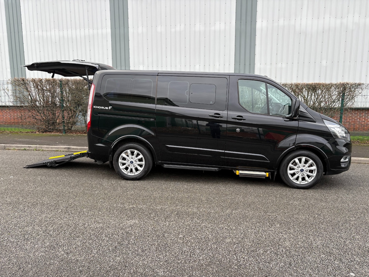 Used Ford Tourneo Custom 2020 for sale - 76984249: Photo 2