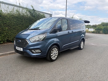 Used Ford Tourneo Custom 2019 for sale - 79319266: Photo