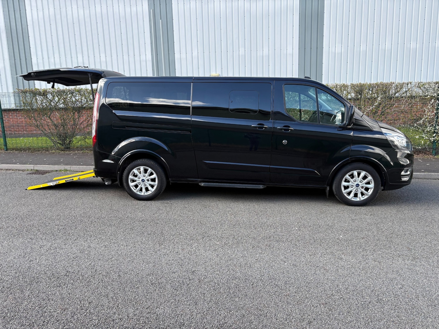 Used Ford Tourneo Custom 2020 for sale - 78011605: Photo 2