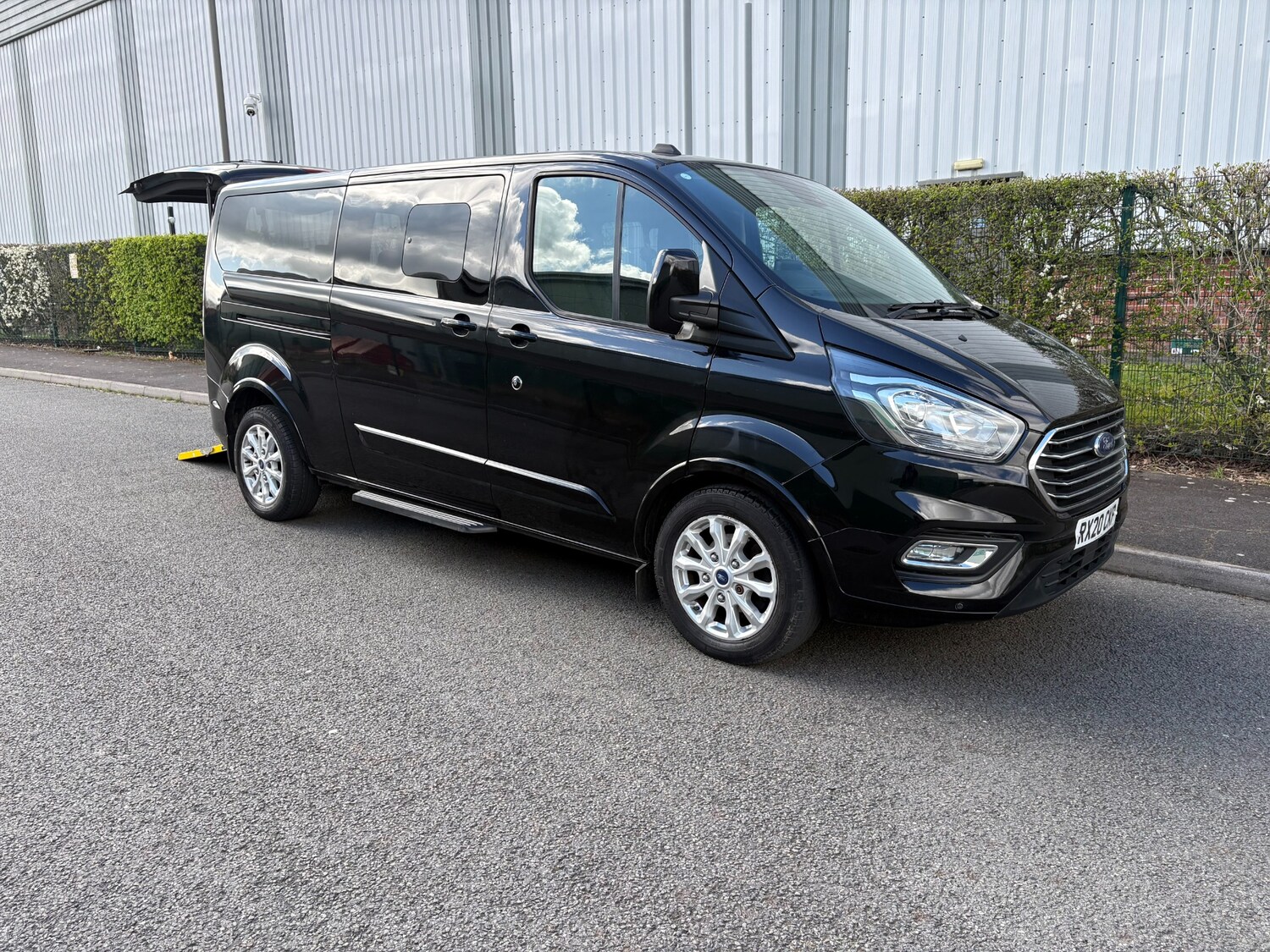 Used Ford Tourneo Custom 2020 for sale - 78011605: Photo 3