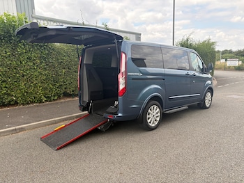 Used Ford Tourneo Custom 2020 for sale - 79173849: Photo
