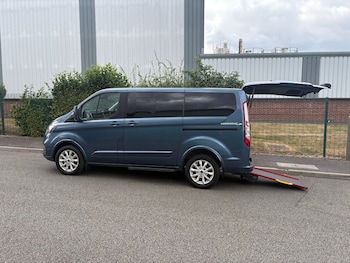 Used Ford Tourneo Custom 2020 for sale - 79173849: Photo
