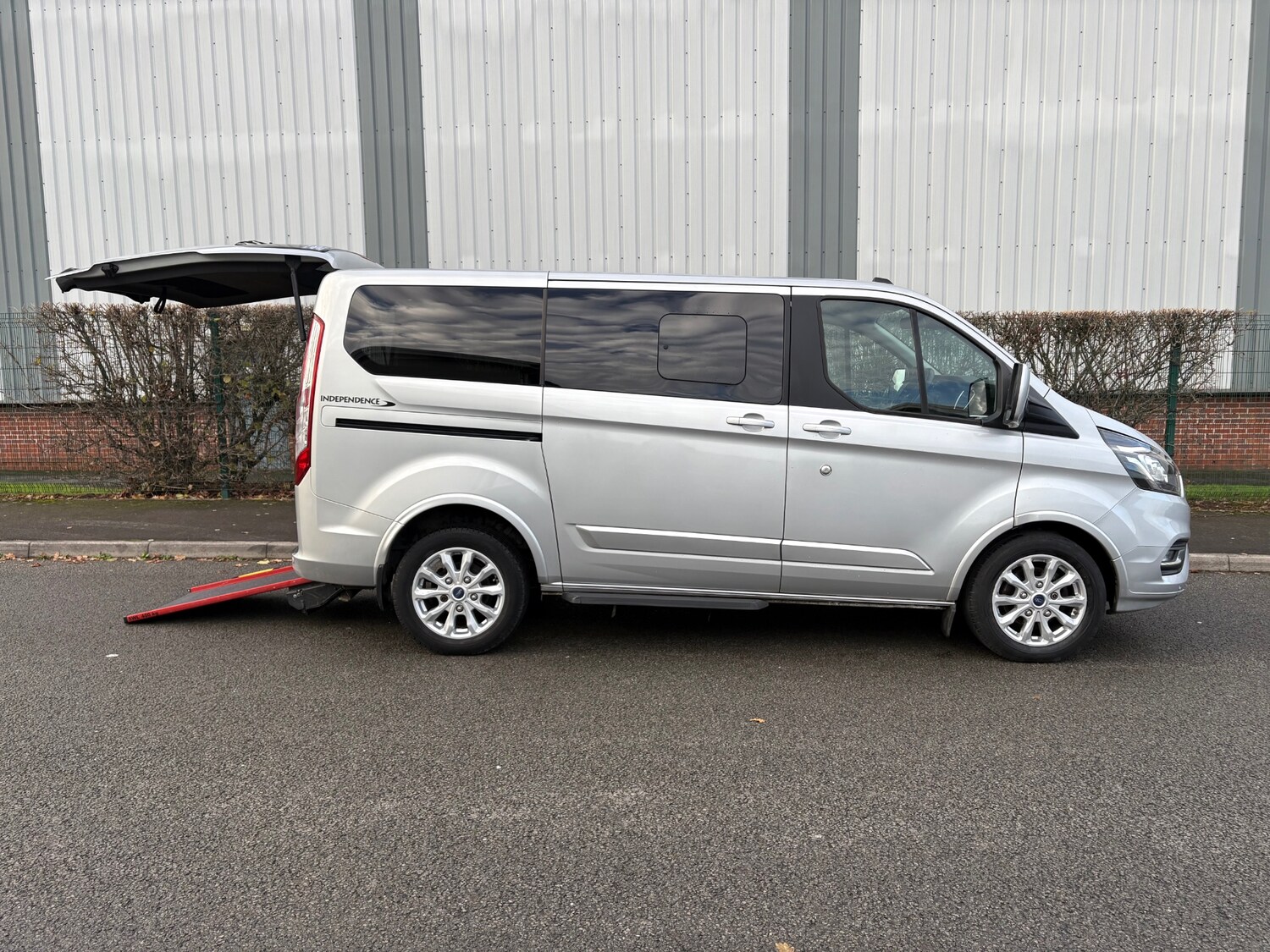 Used Ford Tourneo Custom 2020 for sale - 76807978: Photo 2