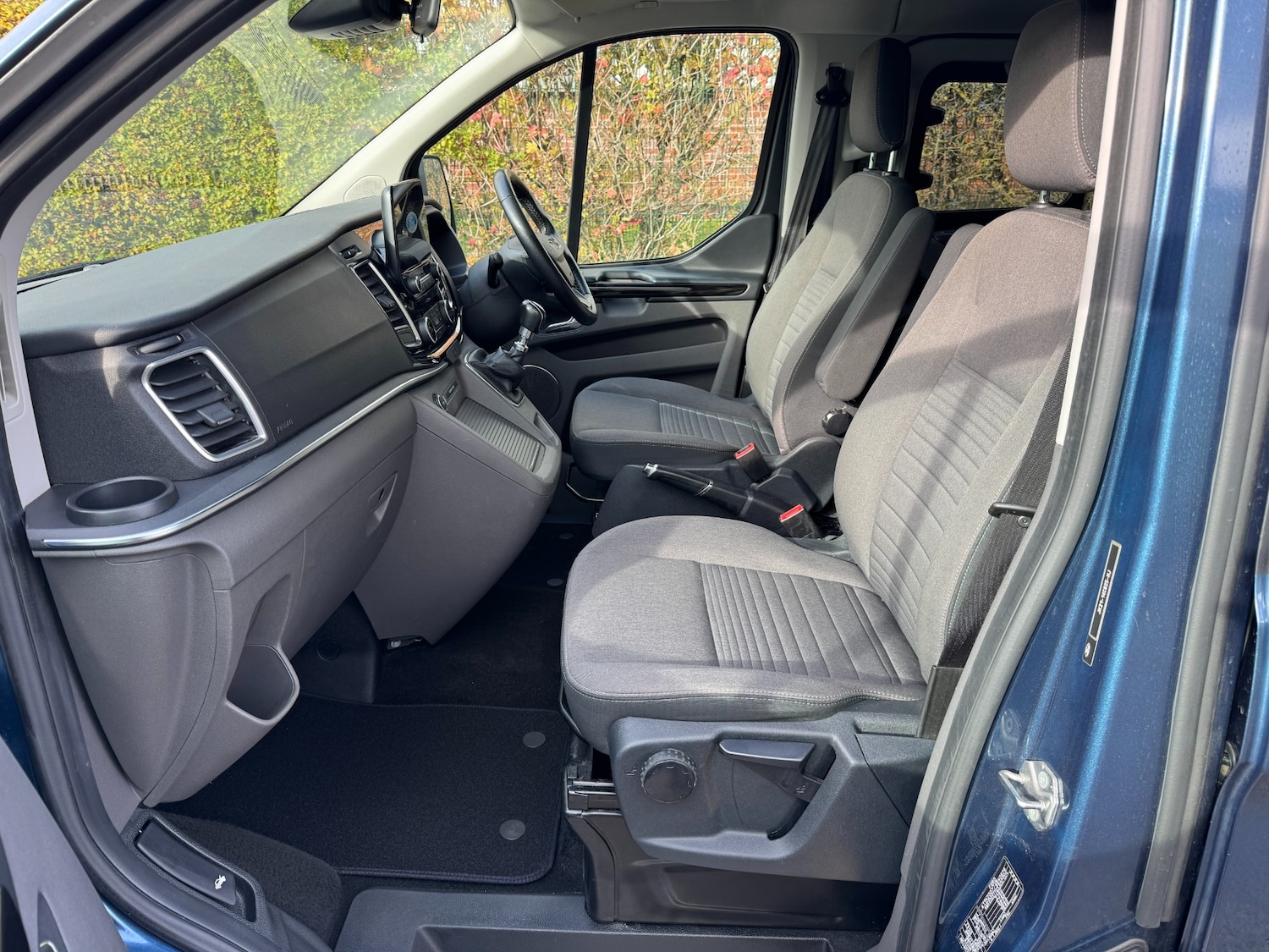 Used Ford Tourneo Custom 2018 for sale - 76382626: Photo 17