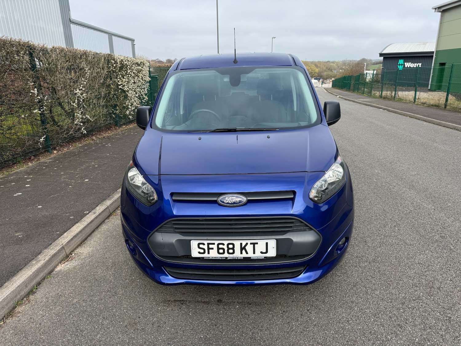 Used Ford Grand Tourneo Connect 2018 for sale - 77937304: Photo 13