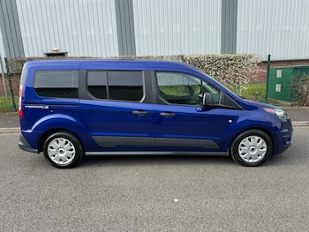 Used Ford Grand Tourneo Connect 2018 for sale - 77937304: Photo