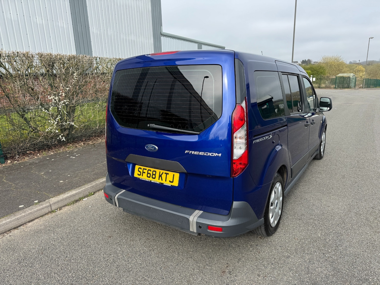 Used Ford Grand Tourneo Connect 2018 for sale - 77937304: Photo 6
