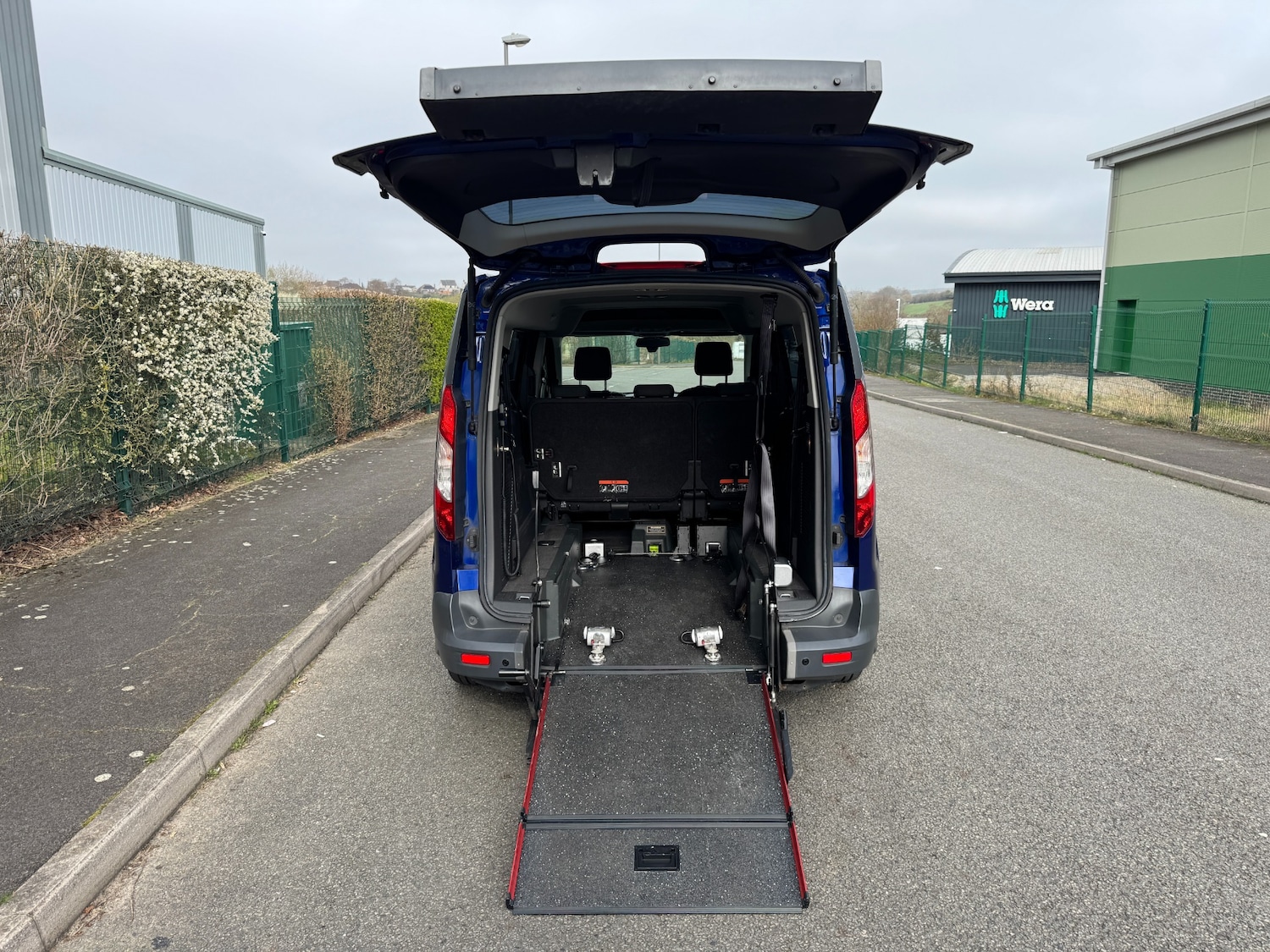 Used Ford Grand Tourneo Connect 2018 for sale - 77937304: Photo 8