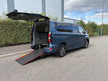 Used Ford Tourneo Custom 2025 for sale - 79852624: Photo