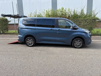 Used Ford Tourneo Custom 2025 for sale - 79852624: Photo