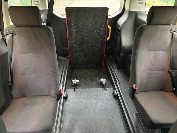 Used Ford Tourneo Custom 2018 for sale - 76253863: Photo 9