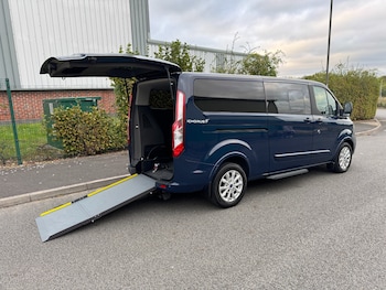 Used Ford Tourneo Custom 2020 for sale - 76222738: Photo