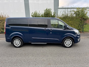 Used Ford Tourneo Custom 2020 for sale - 76222738: Photo