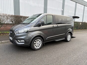 Used Ford Tourneo Custom 2018 for sale - 76807584: Photo