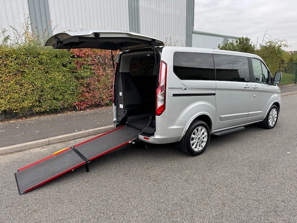 Used Ford Tourneo Custom 2020 for sale - 76280626: Photo 1